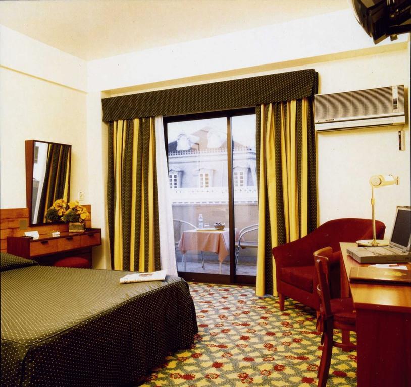 Hotel Jorge V - Lisbon — Fotos 2